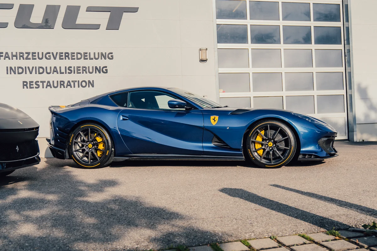 Ferrari 812 Competizione